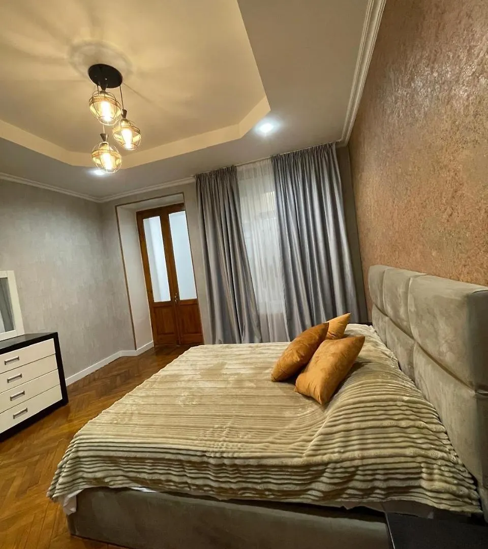 Apartamento Tiflisi House 0*, Tiflis